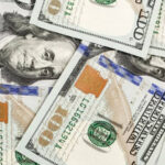 Dólar supera nuevamente los $800 en Chile tras reportes del Banco Central